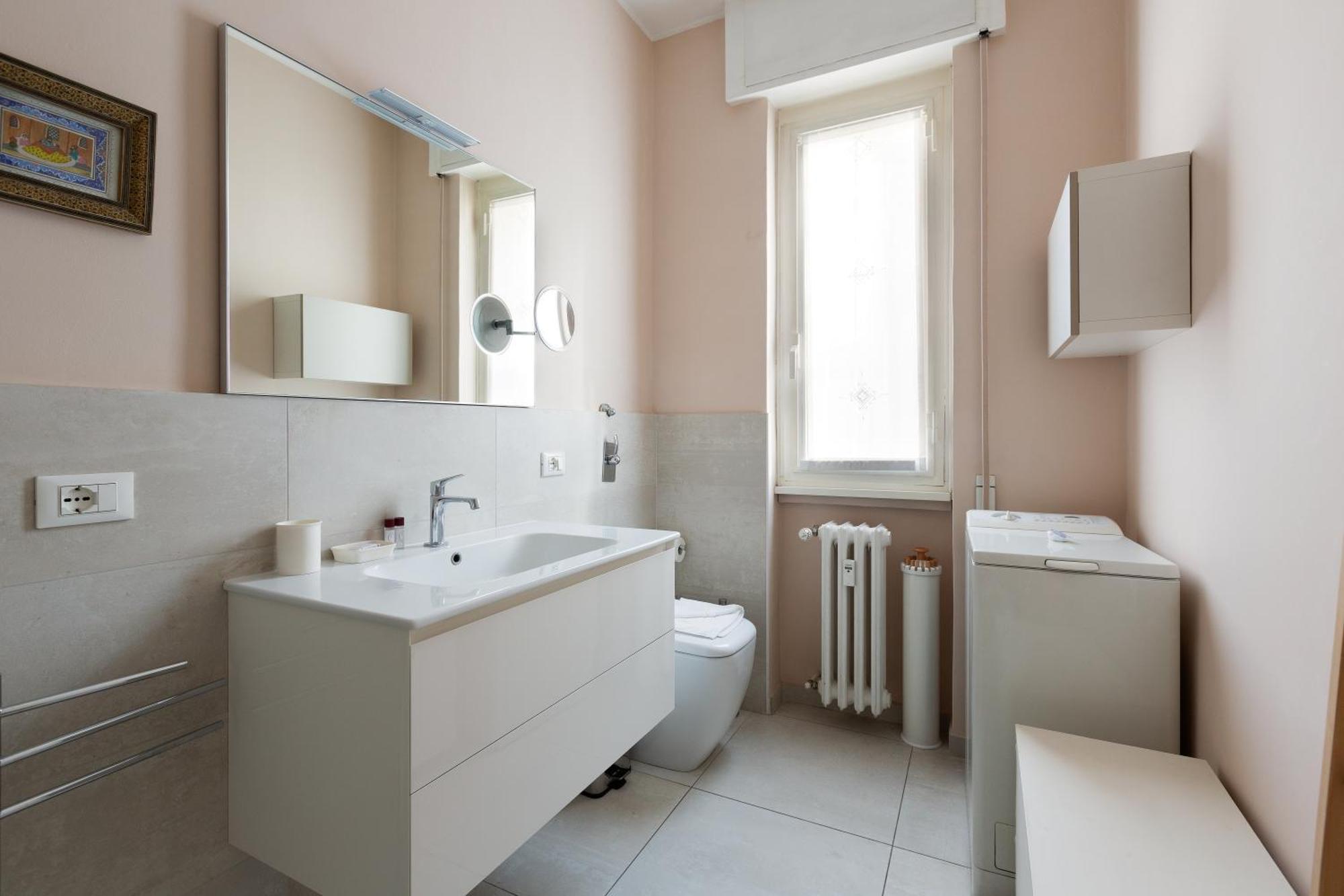 Milan-Linate Apartment With Balcony Екстер'єр фото