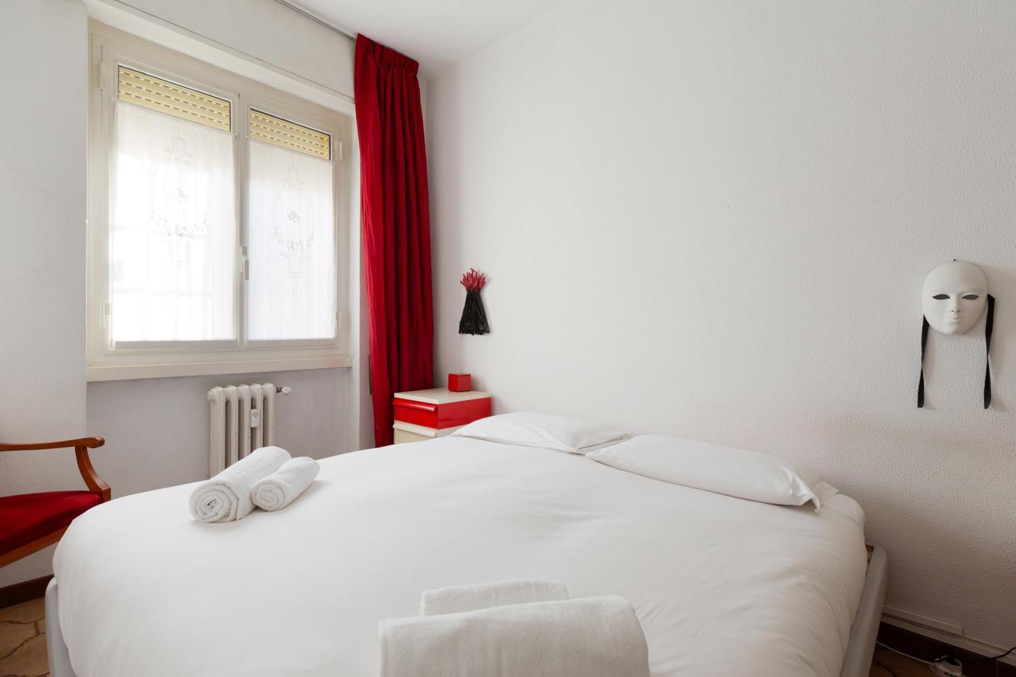 Milan-Linate Apartment With Balcony Екстер'єр фото